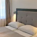 Sun Park -